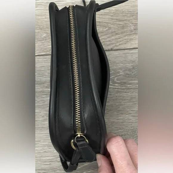 EUC Vtg Coach Black Leather Abbie Small Crossbody Bag J8U-9017 No Hang Tag - Picture 8 of 15
